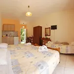 Emilia Trapezaki (Kefalonia)