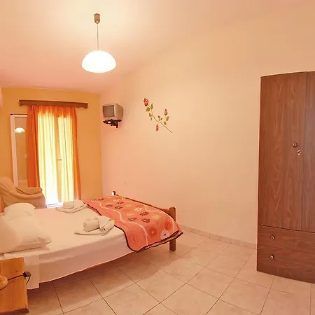 Apartment Emilia Trapezaki (Kefalonia)
