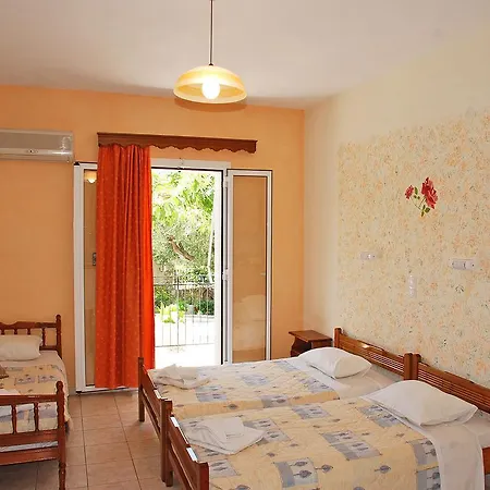 Emilia * Trapezaki (Kefalonia)