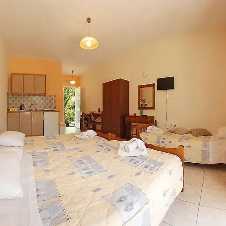 Emilia Trapezaki (Kefalonia)