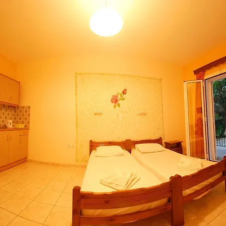 Emilia Trapezaki (Kefalonia)